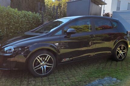 Seat Leon 123.500 km 4.900 &euro; Olpe 57462