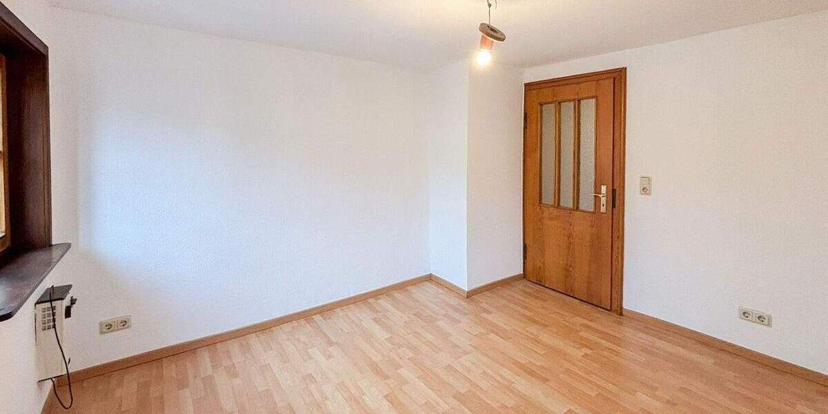 Doppelhaushälfte Wissen - 6 Zimmer, 105 m&sup2;, 185.000&euro; | Angebot:25738137