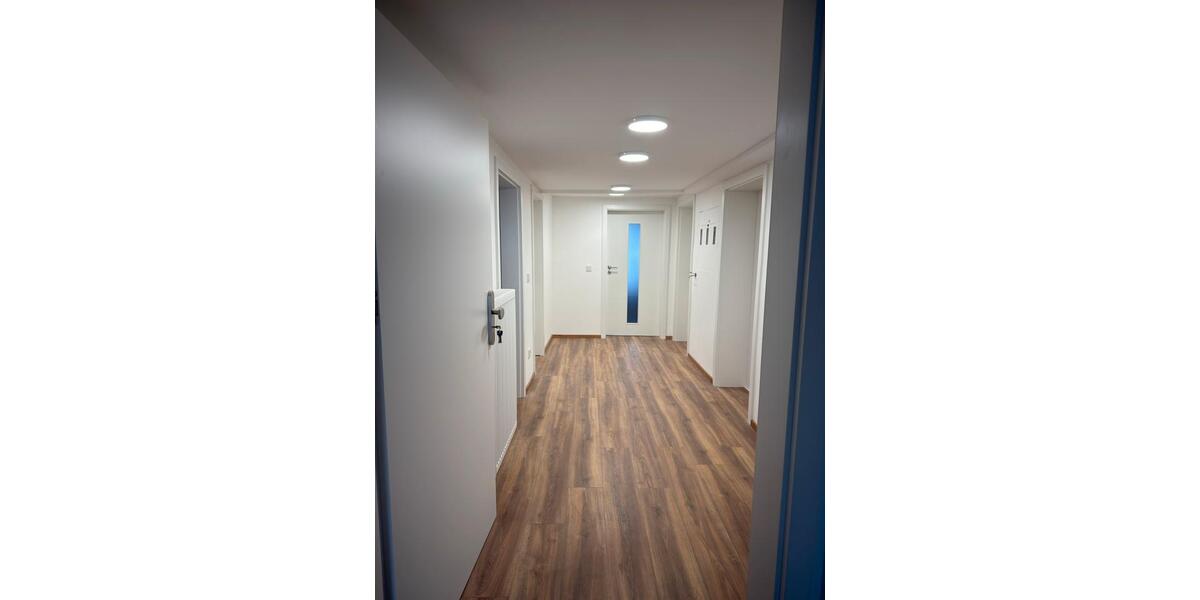 Erdgeschoßwohnung Burbach - 3 Zimmer, 70 m&sup2;, 700&euro; | Angebot:25292846