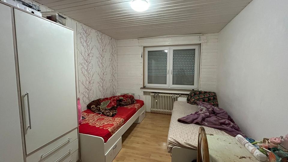 Etagenwohnung Wilnsdorf - 7 Zimmer, 200 m&sup2;, 1.800&euro; | Angebot:24896218