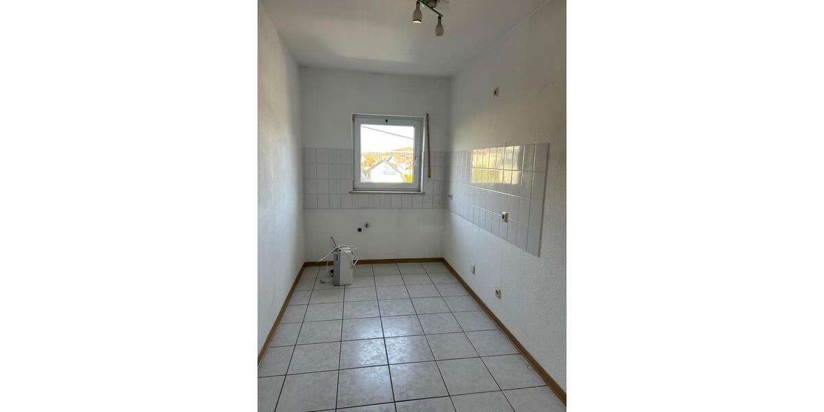 Dachgeschoßwohnung Mudersbach - 3 Zimmer, 75 m&sup2;, 699&euro; | Angebot:25750548