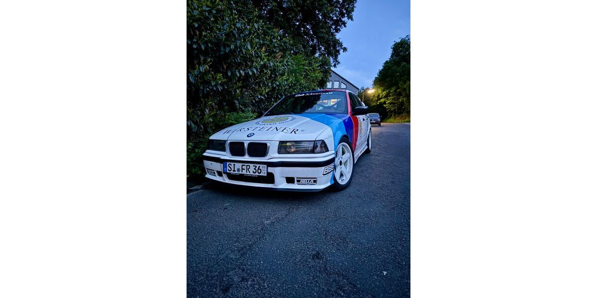 BMW 318 220.000 km 11.499 &euro; Siegen 57080