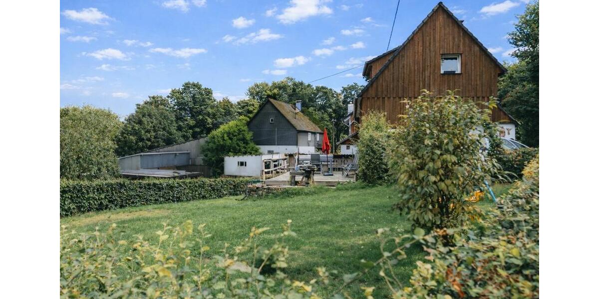 Mehrfamilienhaus, Wohnhaus Waldbröl - 5 Zimmer, 190 m&sup2;, 145.000&euro; | Angebot:27096322