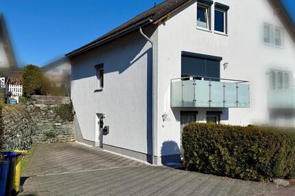 Haus Bad Laasphe - 6 Zimmer, 140 m&sup2;, 280.000&euro; | Angebot:26790759