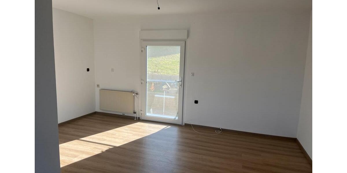 Etagenwohnung Siegen Kaan-Marienborn - 2 Zimmer, 65 m&sup2;, 580&euro; | Angebot:26481280
