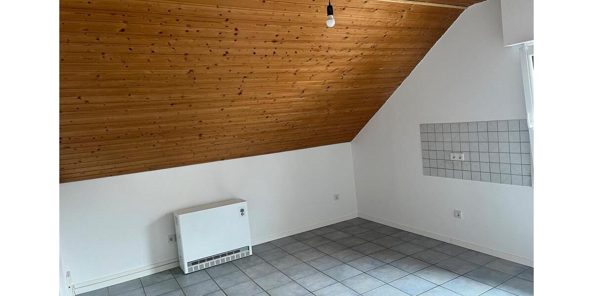 Dachgeschoßwohnung Drolshagen - 1 Zimmer, 55 m&sup2;, 350&euro; | Angebot:26020368