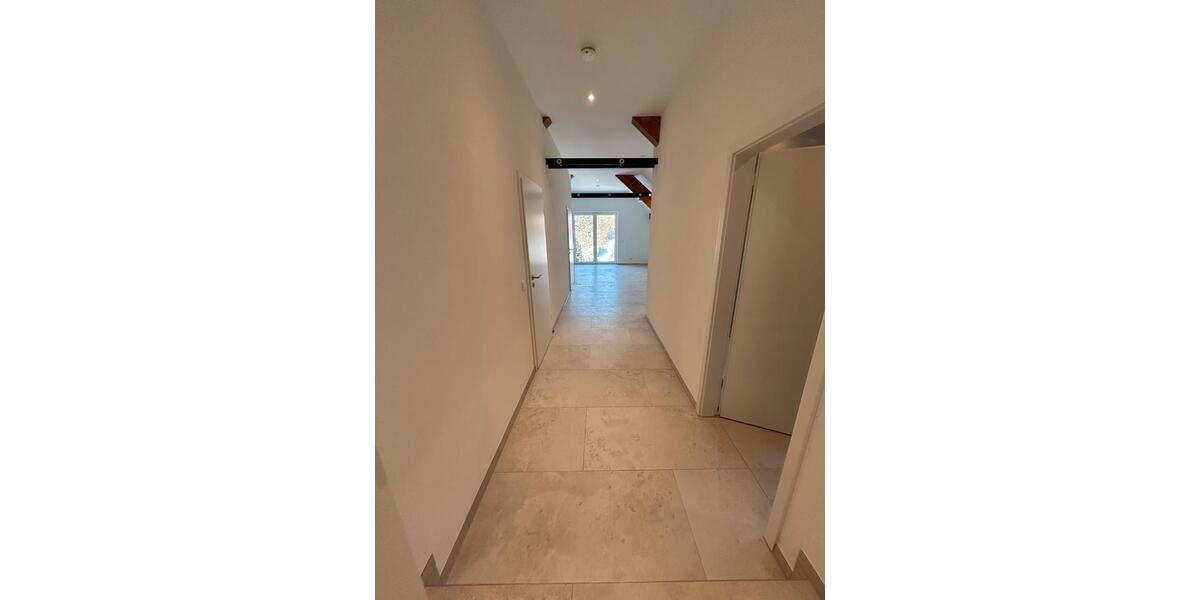 Dachgeschoßwohnung Unnau - 3 Zimmer, 75 m&sup2;, 730&euro; | Angebot:25980209