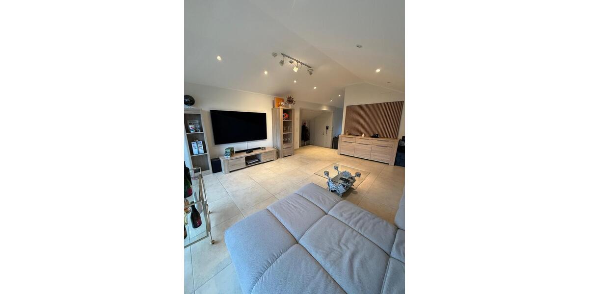 Etagenwohnung Siegen Weidenau - 2 Zimmer, 82 m&sup2;, 790&euro; | Angebot:25719949