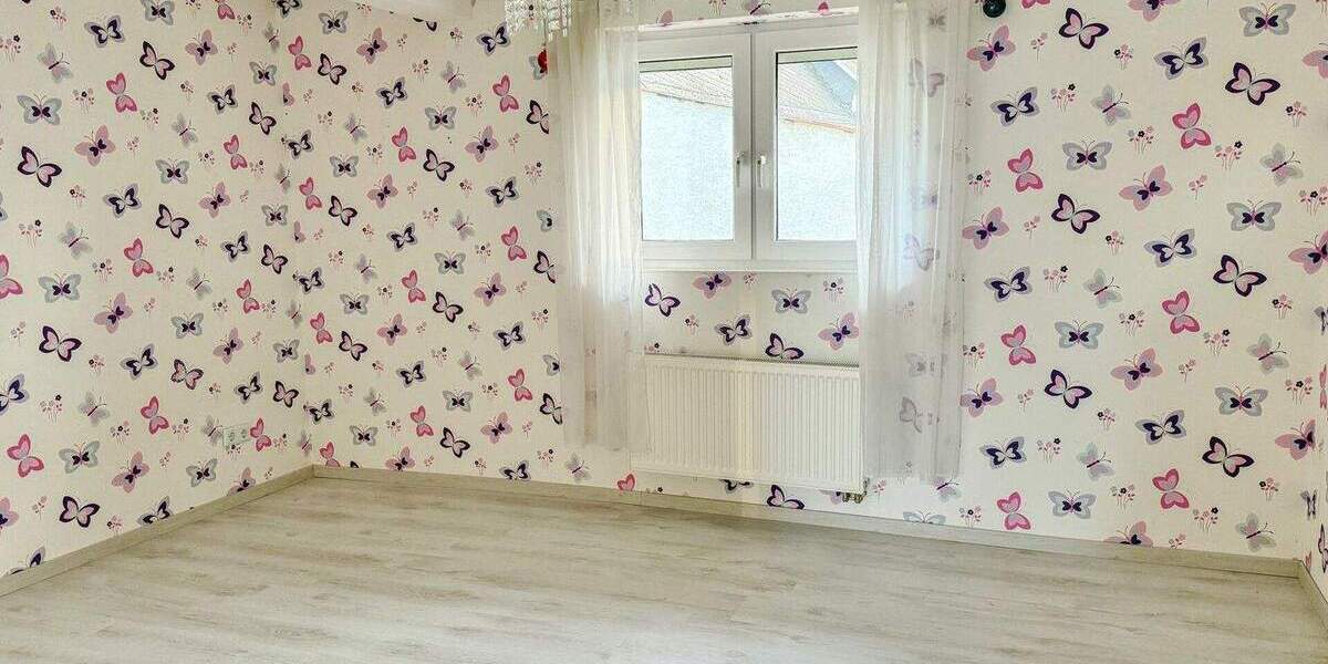 Einfamilienhaus Marzhausen - 9 Zimmer, 266 m&sup2;, 250.000&euro; | Angebot:25691935