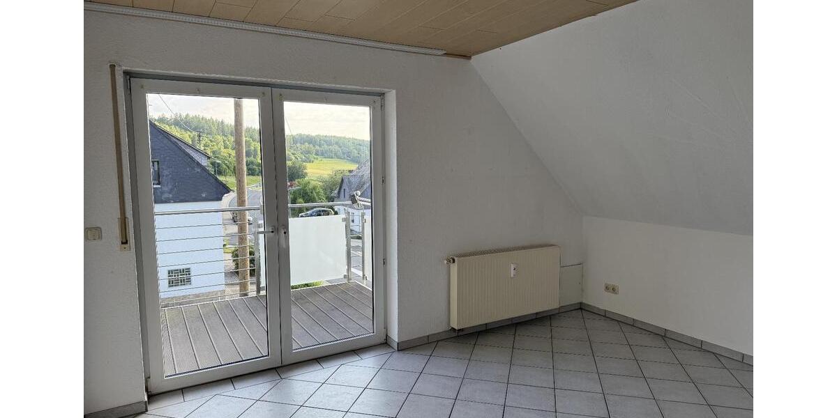 Maisonettenwohnung Wilnsdorf - 7 Zimmer, 165 m&sup2;, 195.000&euro; | Angebot:26994743