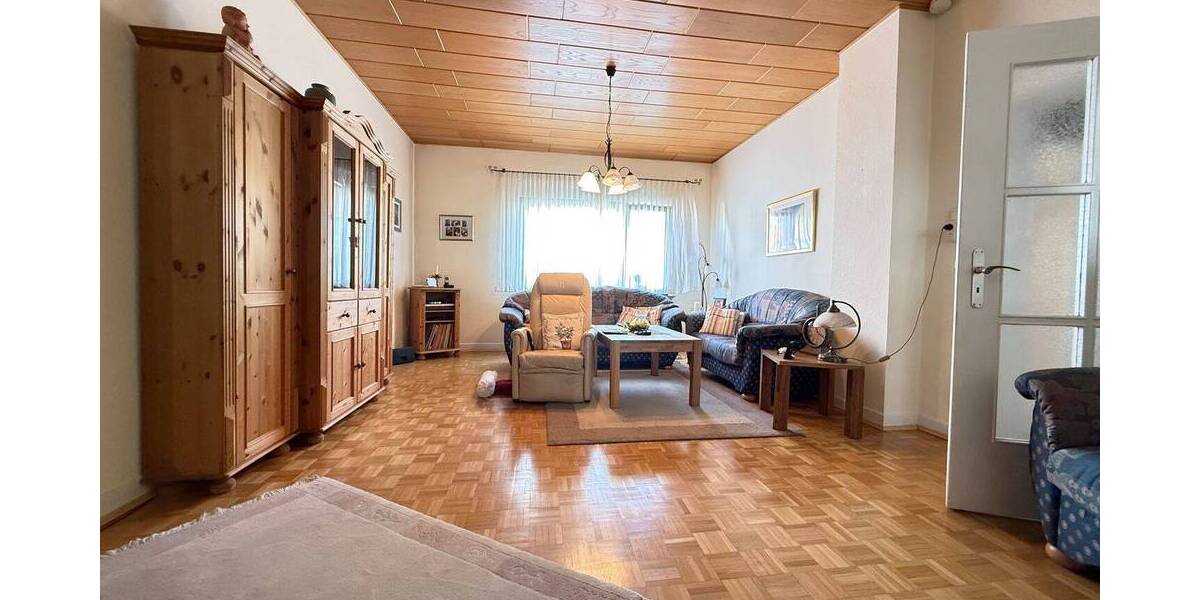 Mehrfamilienhaus, Wohnhaus Betzdorf - 9 Zimmer, 280 m&sup2;, 298.900&euro; | Angebot:25691886