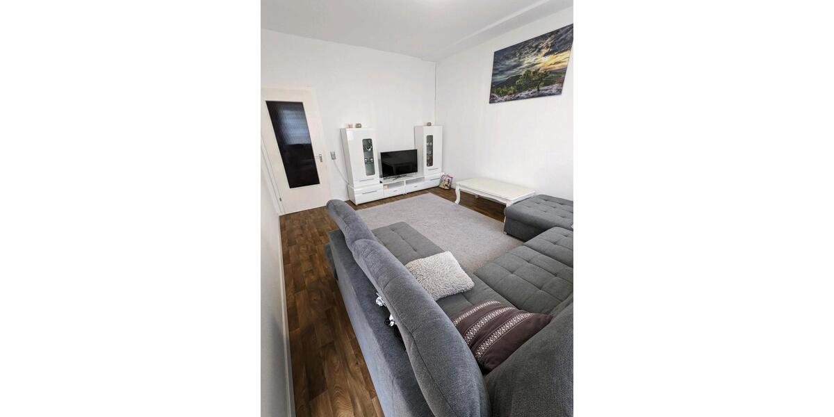 Etagenwohnung Siegen Eiserfeld - 3 Zimmer, 83 m&sup2;, 705&euro; | Angebot:25996432