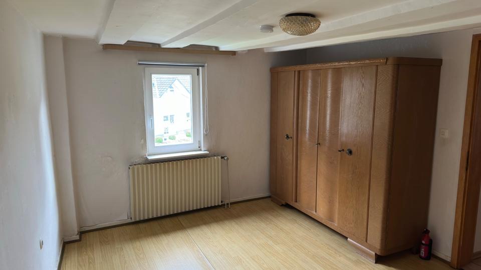 Einfamilienhaus Wilnsdorf - 6 Zimmer, 180 m&sup2;, 179.000&euro; | Angebot:26945219