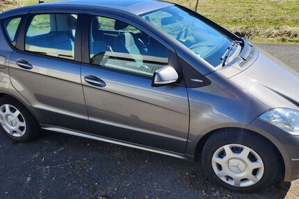 Mercedes-Benz A 160 123.441 km 4.800 &euro; Breitscheid 35767