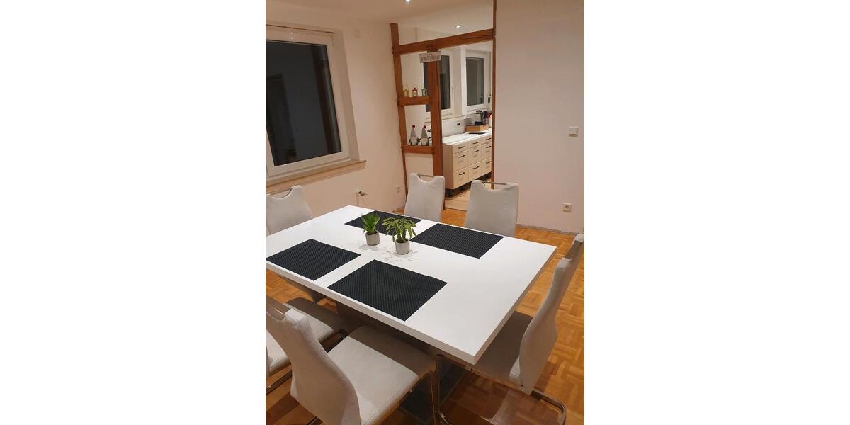 Erdgeschoßwohnung Lennestadt - 4 Zimmer, 136 m&sup2;, 1.350&euro; | Angebot:24717247