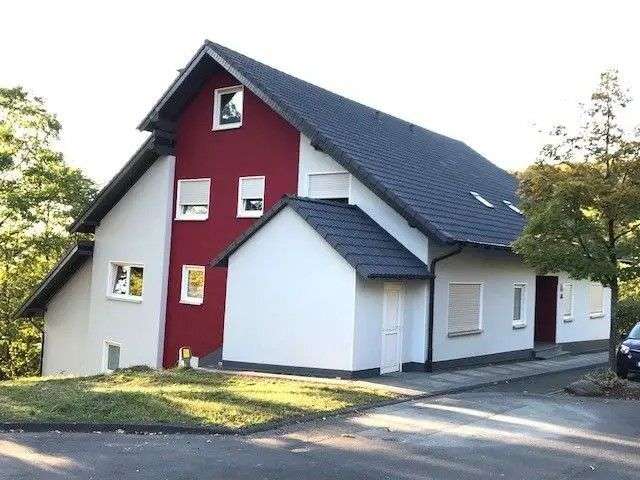 Etagenwohnung Daaden - 3 Zimmer, 94 m&sup2;, 600&euro; | Angebot:26248627