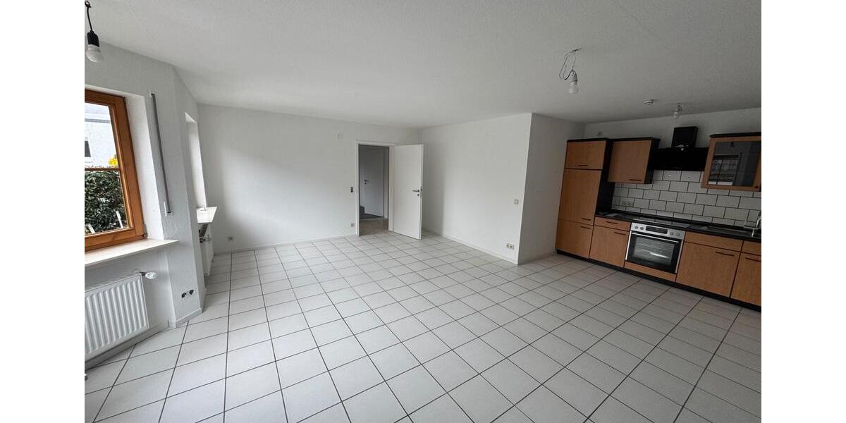 Erdgeschoßwohnung Siegen Dillnhütten - 2 Zimmer, 60 m&sup2;, 750&euro; | Angebot:25635906