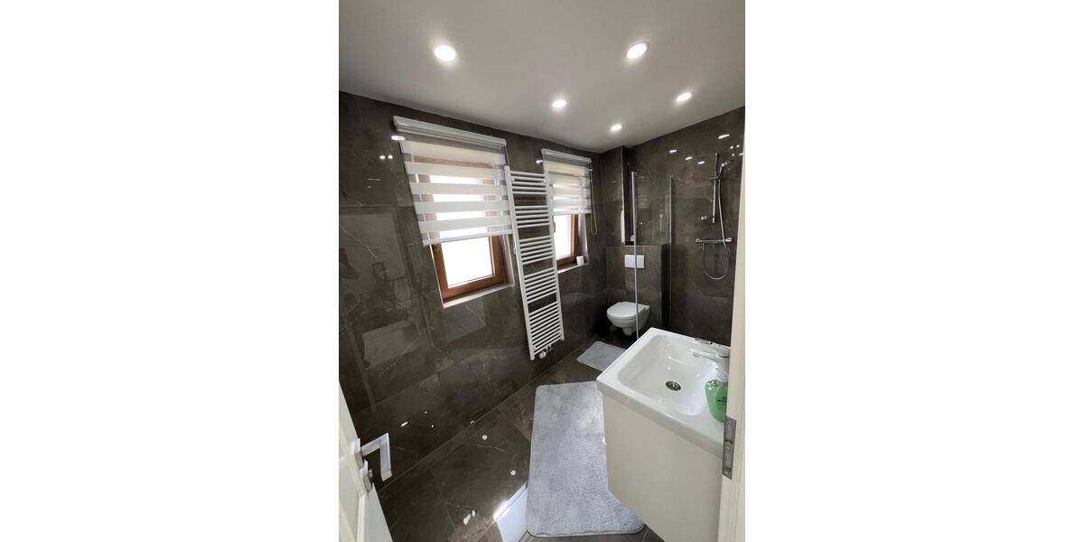 Einfamilienhaus Wissen - 7 Zimmer, 157 m&sup2;, 350.000&euro; | Angebot:25788027