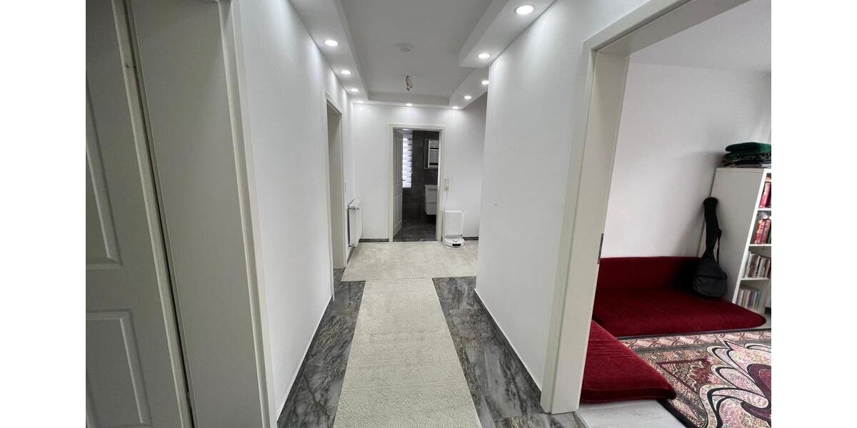 Einfamilienhaus Wissen - 7 Zimmer, 157 m&sup2;, 350.000&euro; | Angebot:25788027