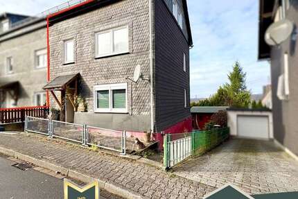 Haus Kirchen - 5 Zimmer, 112 m&sup2;, 95.000&euro; | Angebot:23672570