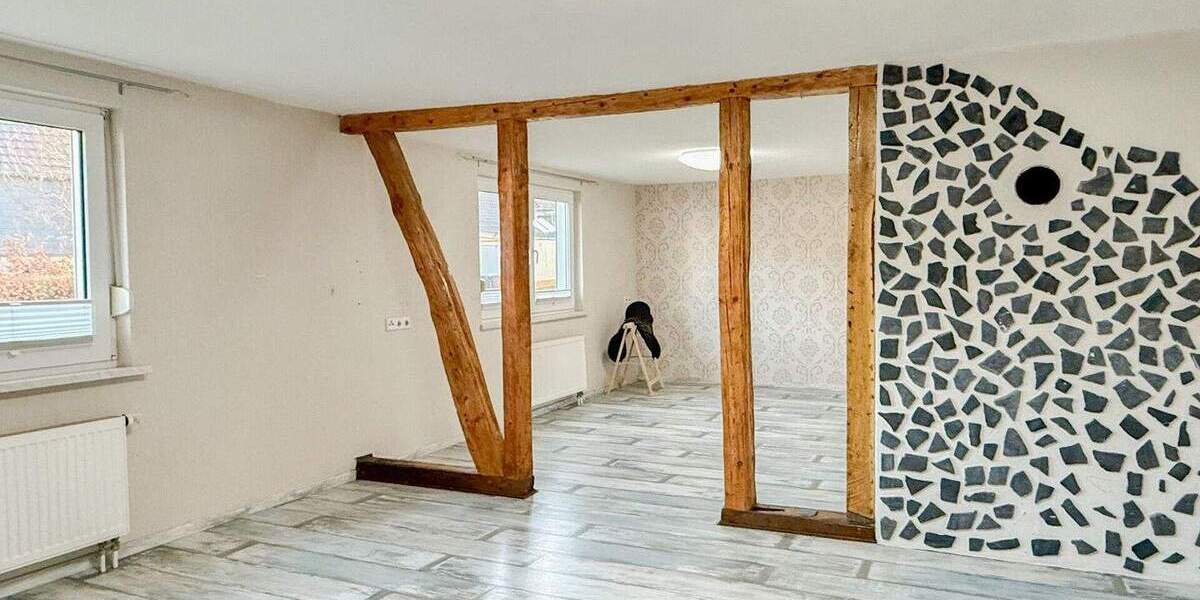 Einfamilienhaus Marzhausen - 9 Zimmer, 266 m&sup2;, 250.000&euro; | Angebot:25691935