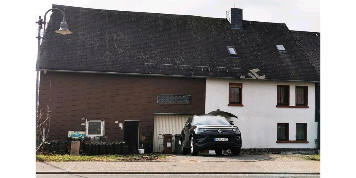 Etagenwohnung Rennerod - 5 Zimmer, 160 m&sup2;, 130.000&euro; | Angebot:26751747