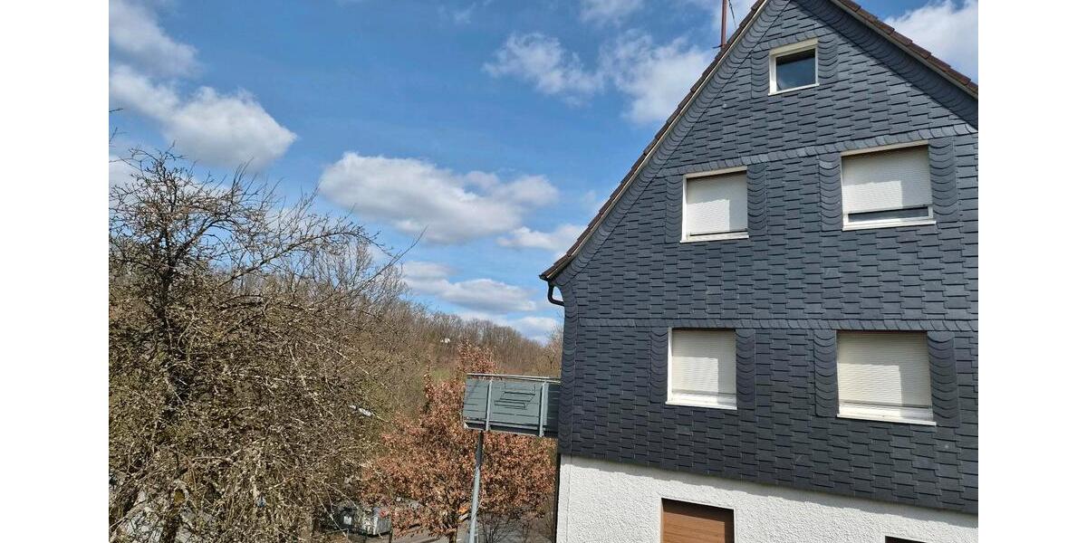 Erdgeschoßwohnung Siegen Dillnhütten - 5 Zimmer, 106 m&sup2;, 700&euro; | Angebot:26048054