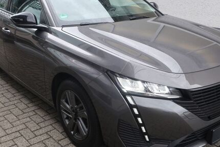 Peugeot 308 45.300 km 16.990 &euro; Hachenburg 57627