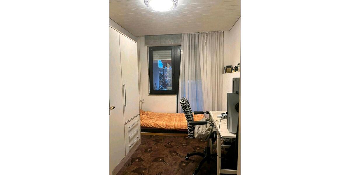Reihenhaus Siegen Kaan-Marienborn - 4 Zimmer, 120 m&sup2;, 230.000&euro; | Angebot:26610978