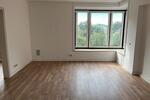 Etagenwohnung Siegen - 4 Zimmer, 93 m&sup2;, 1.050&euro; | Angebot:24785421