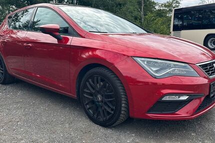 Seat Leon 129.728 km 14.400 &euro; Eschenburg - Hirzenhain 35713