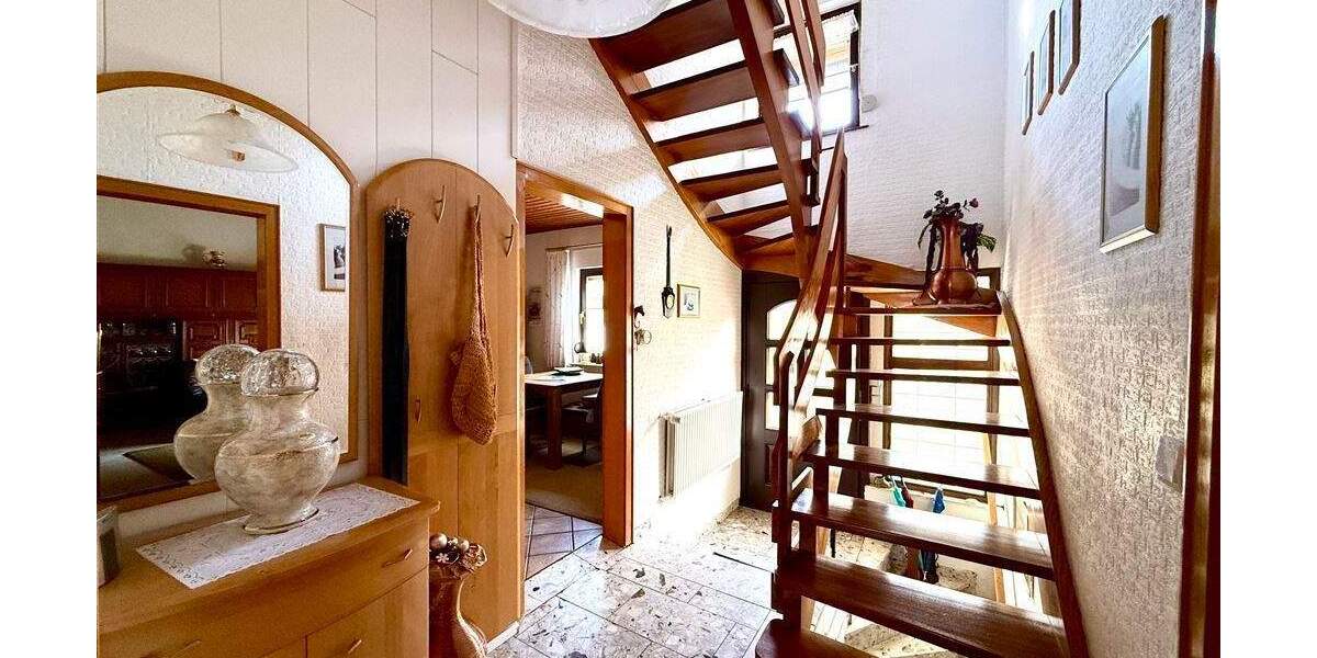 Doppelhaushälfte Steinebach - 6 Zimmer, 120 m&sup2;, 129.500&euro; | Angebot:25740456