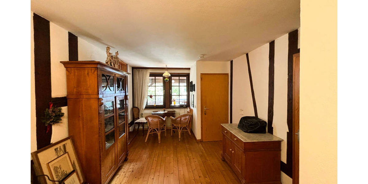 Einfamilienhaus Hamm - 7 Zimmer, 101 m&sup2;, 195.000&euro; | Angebot:25691796