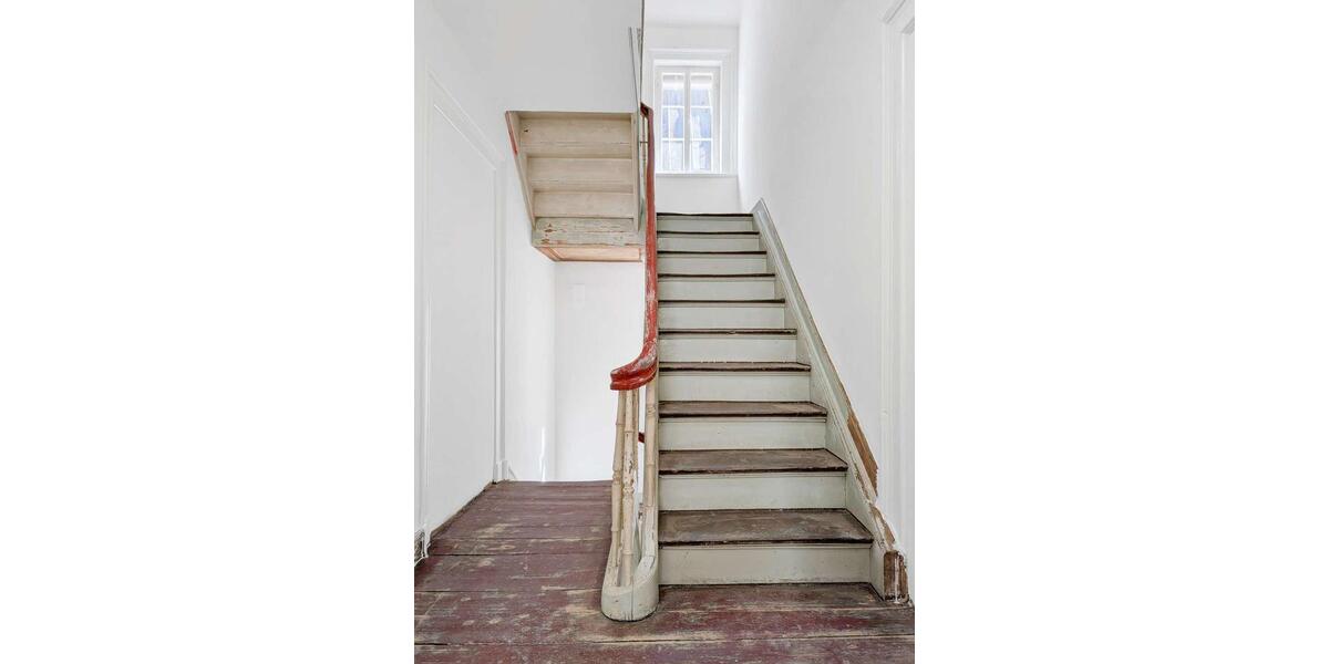 Dachgeschoßwohnung Bad Laasphe - 3 Zimmer, 74 m&sup2;, 686&euro; | Angebot:26031849