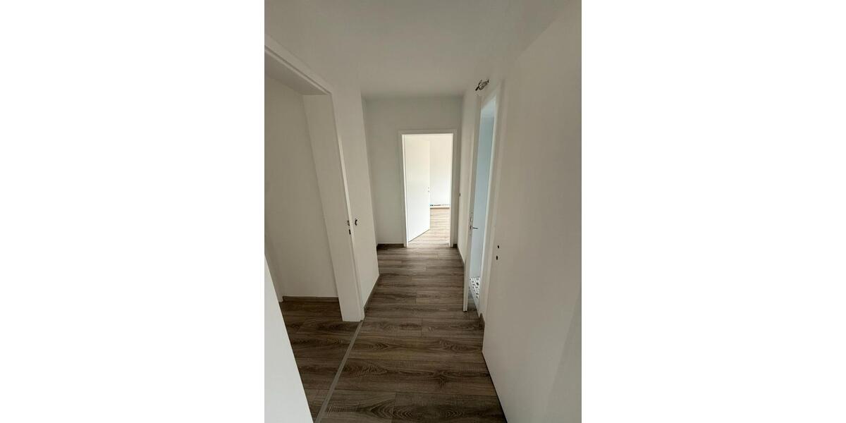 Etagenwohnung Siegen Kaan-Marienborn - 3 Zimmer, 93 m&sup2;, 880&euro; | Angebot:26045534