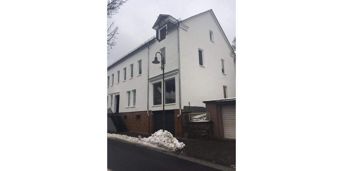 Mehrfamilienhaus, Wohnhaus Hilchenbach - 18 Zimmer, 440 m&sup2;, 445.000&euro; | Angebot:24980303