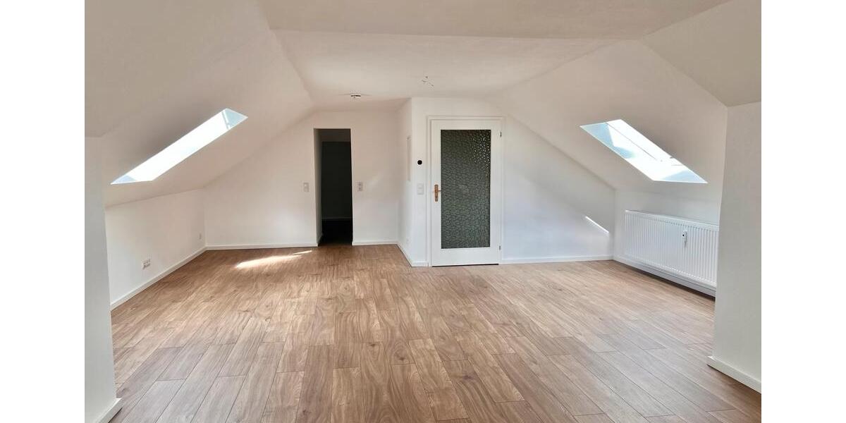 Dachgeschoßwohnung Betzdorf - 2 Zimmer, 70 m&sup2;, 580&euro; | Angebot:24432768