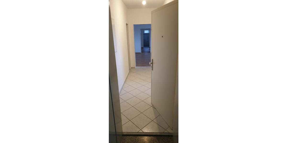Etagenwohnung Neunkirchen - 3 Zimmer, 75 m&sup2;, 509&euro; | Angebot:17213956