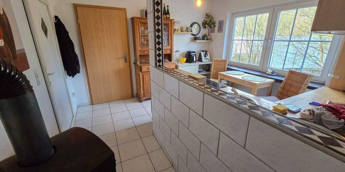 Mehrfamilienhaus, Wohnhaus Pracht / Niederhausen Niederhausen - 8 Zimmer, 229 m&sup2;, 299.000&euro; | Angebot:25819920