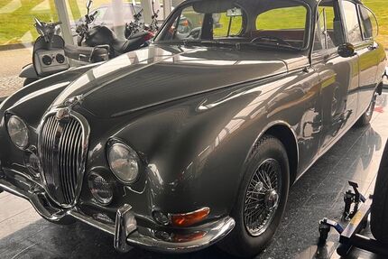 Jaguar MK II 54.000 km 20.500 &euro; Roth 57539