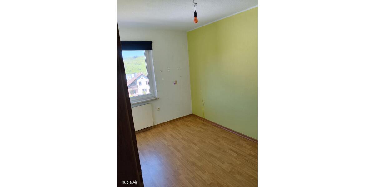 Dachgeschoßwohnung Betzdorf - 2 Zimmer, 61 m&sup2;, 420&euro; | Angebot:26385789