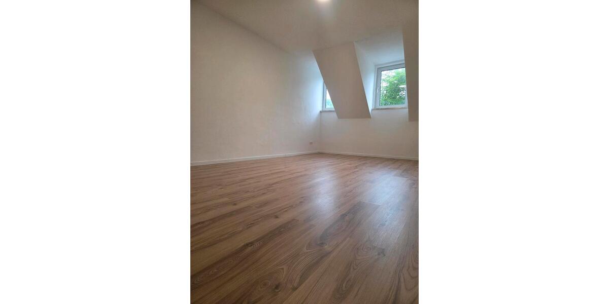 Etagenwohnung Siegen Kaan-Marienborn - 3 Zimmer, 76 m&sup2;, 660&euro; | Angebot:26613534