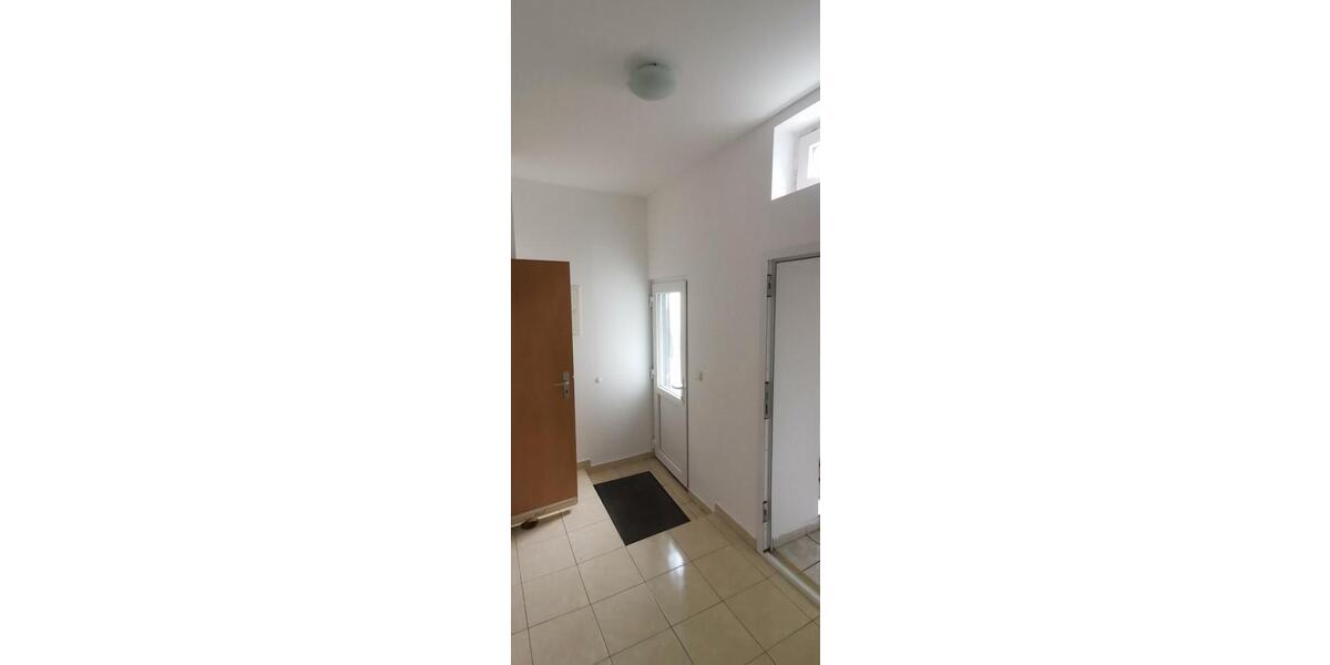 Erdgeschoßwohnung Siegen Kaan-Marienborn - 2.5 Zimmer, 49 m&sup2;, 400&euro; | Angebot:26488146