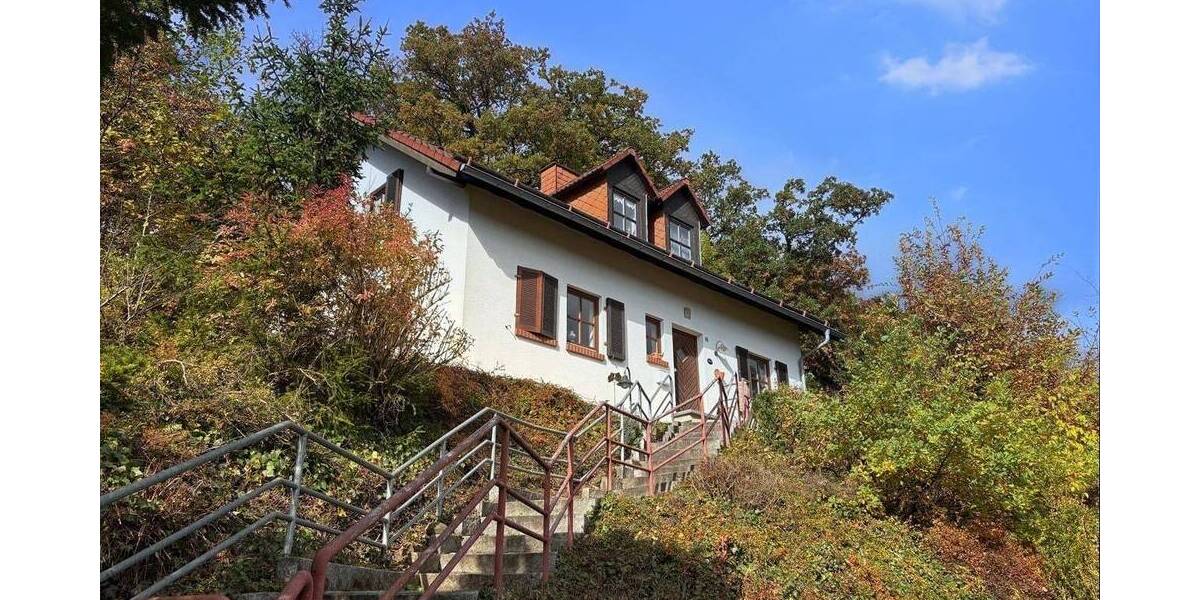 Einfamilienhaus Dillenburg - 4 Zimmer, 135 m&sup2;, 279.000&euro; | Angebot:25730409