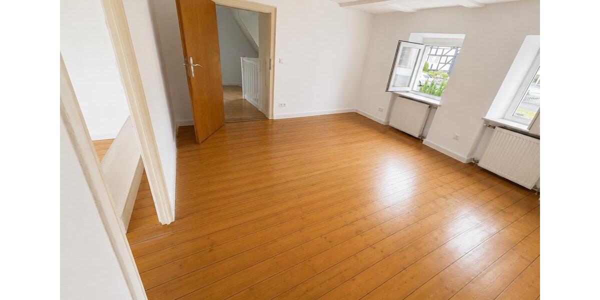 Einfamilienhaus Herdorf - 6 Zimmer, 135 m&sup2;, 1.390&euro; | Angebot:26633096