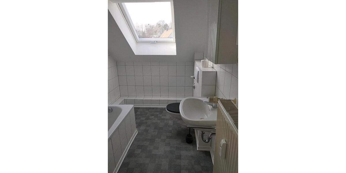 Dachgeschoßwohnung Rennerod - 2 Zimmer, 62 m&sup2;, 106.000&euro; | Angebot:27042555