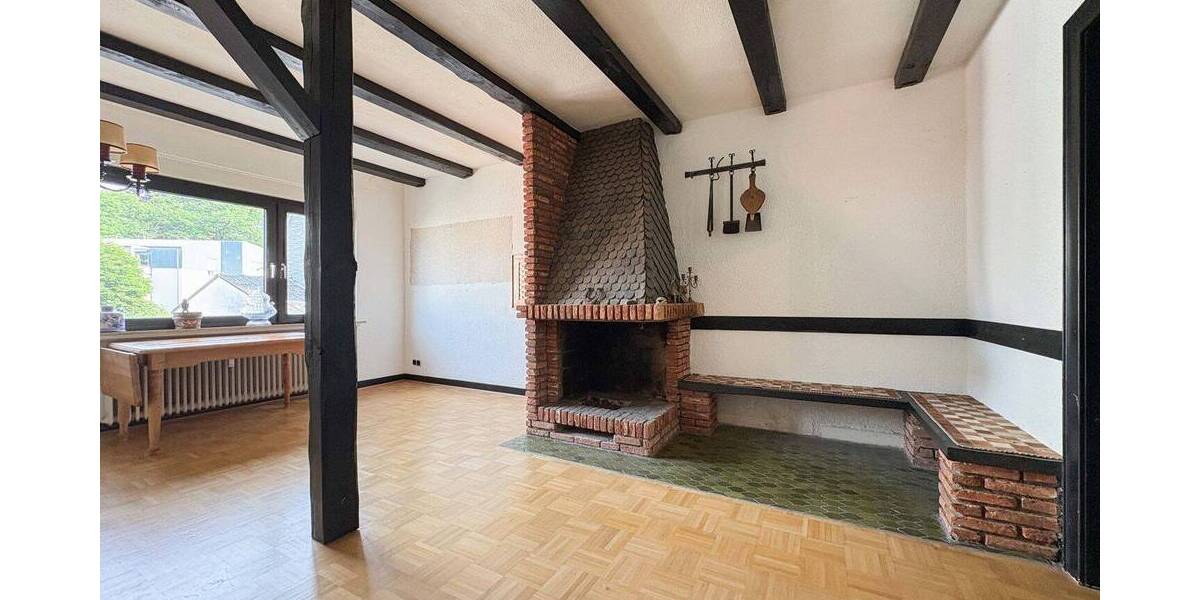 Mehrfamilienhaus, Wohnhaus Betzdorf - 9 Zimmer, 280 m&sup2;, 298.900&euro; | Angebot:25691886