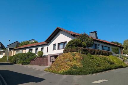 Haus Bad Laasphe - 7 Zimmer, 160 m&sup2;, 315.000&euro; | Angebot:27014727