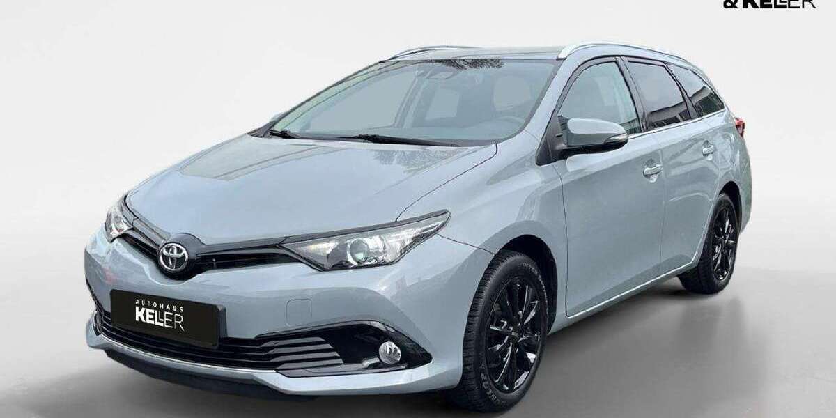 Toyota Auris 60.990 km 13.950 &euro; Kreuztal 57223
