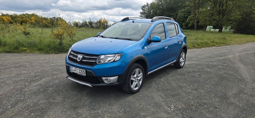 Dacia Sandero 138.000 km 5.000 &euro; Siegen 57080
